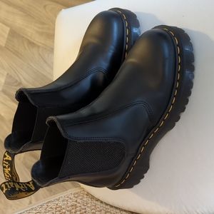 Women's 8 Slip on Doc Martens 2976 Bex smooth slip on